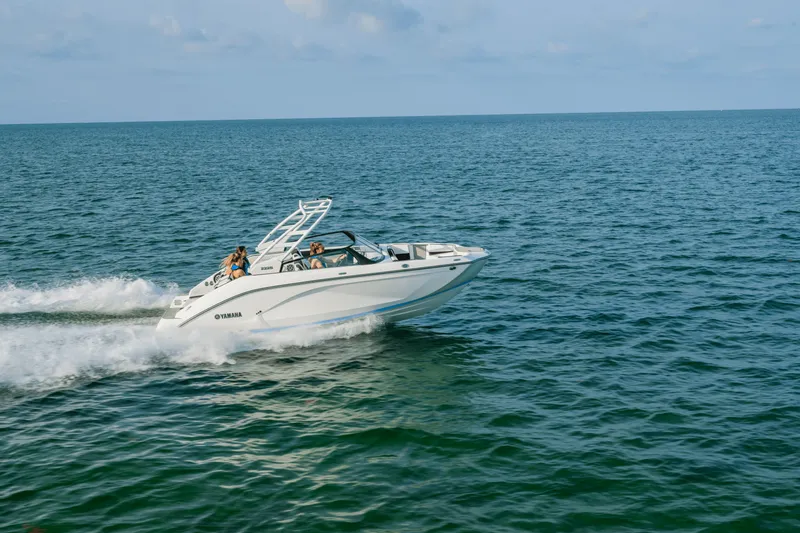 Slide: The Image of Yamaha 222S 2025 - 13