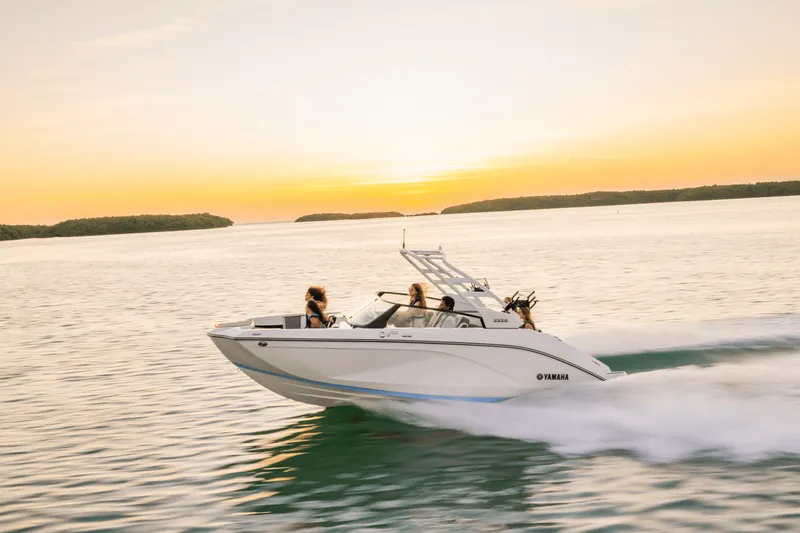 Slide: The Image of Yamaha 222S 2025 - 11
