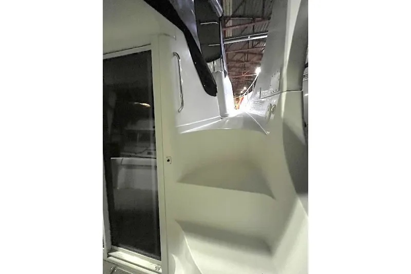 Slide: The Image of 1997 Carver 350 Mariner yacht interior with sleek design and modern features. - 26