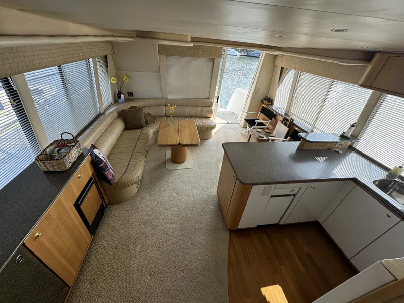 Slide: The Image of Bayliner 5288 PILOTHOUSE MOTORHOUSE 2000 - 20