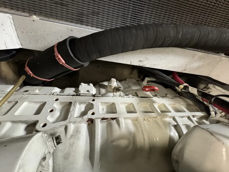 Slide: The Image of Bayliner 5288 PILOTHOUSE MOTORHOUSE 2000 - 45