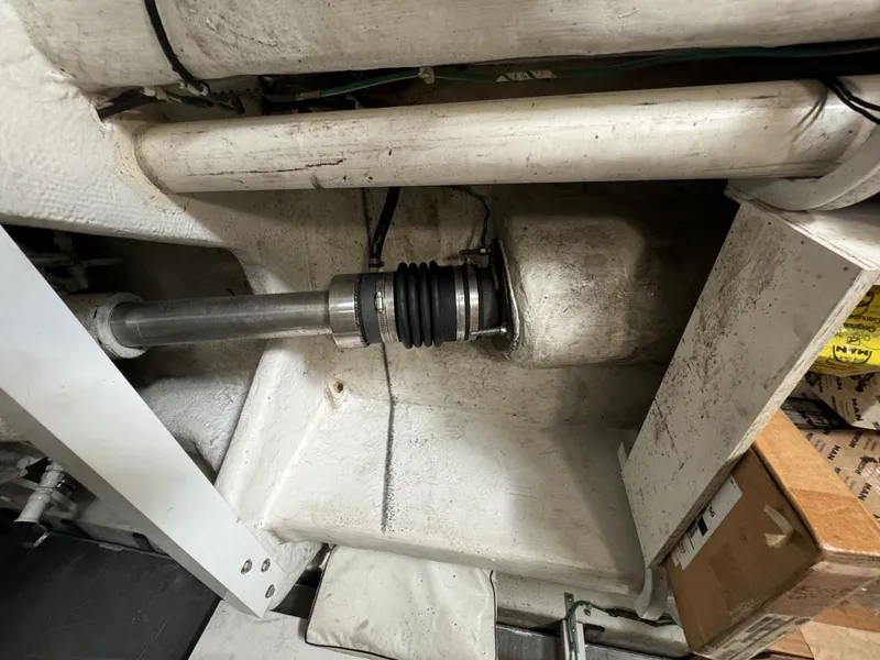 Slide: The Image of Bayliner 5288 PILOTHOUSE MOTORHOUSE 2000 - 47