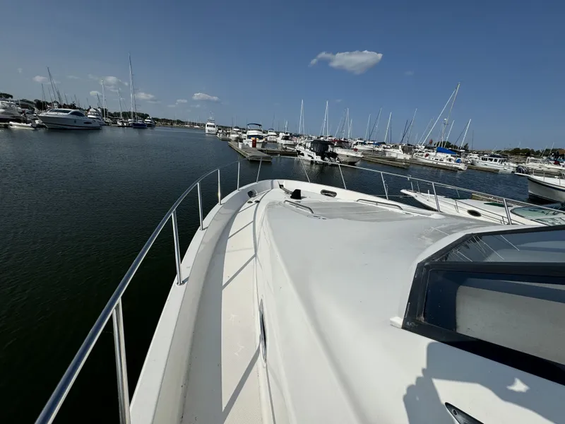 Slide: The Image of Bayliner 5288 PILOTHOUSE MOTORHOUSE 2000 - 9