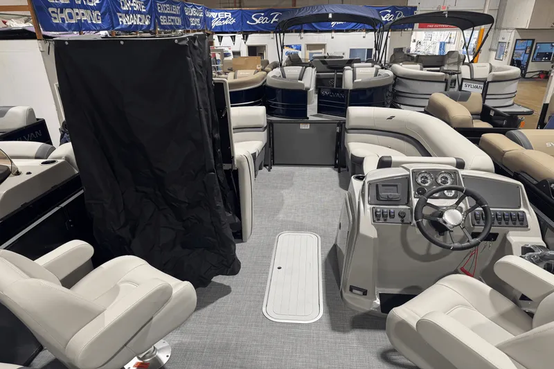 Slide: The Image of Starcraft EXS 3 TT 2025 - 4