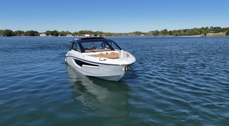 Slide: The Image of Cruisers Yachts 42 GLS South Beach Outboard 2025 - 2