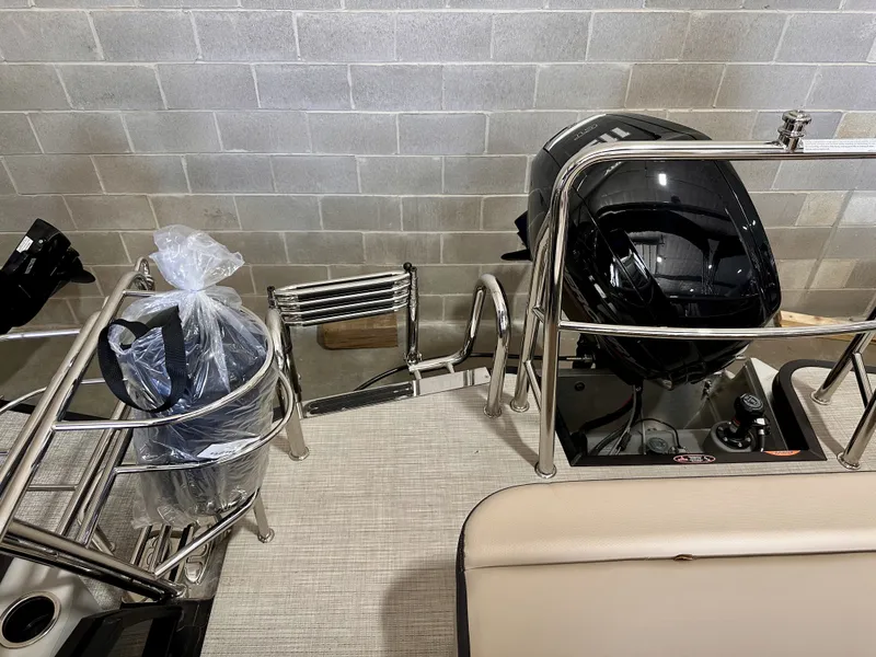 Slide: The Image of Harris 230 Cruiser 2025 - 20