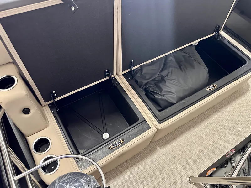 Slide: The Image of Harris 230 Cruiser 2025 - 23