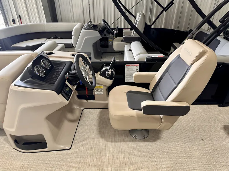 Slide: The Image of Harris 230 Cruiser 2025 - 9