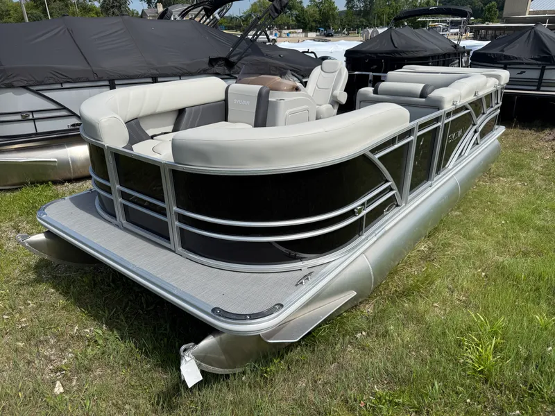 The Image of Sylvan MIRAGE 820 2025 - 0
