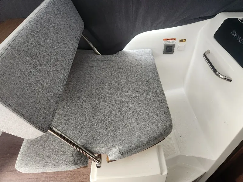 Slide: The Image of Beneteau ANTARES 27 2020 - 24