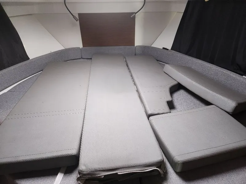 Slide: The Image of Beneteau ANTARES 27 2020 - 26