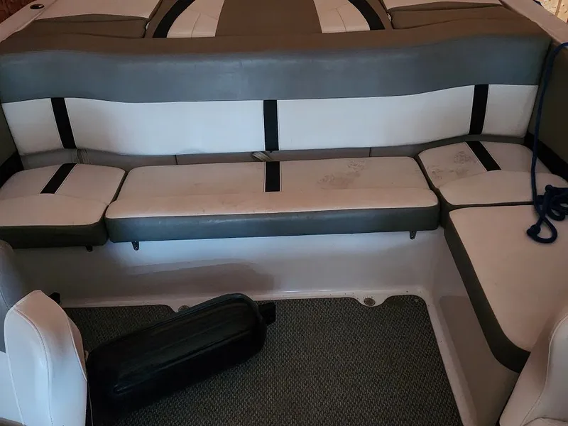 Slide: The Image of Four Winns H200 2016 - 9