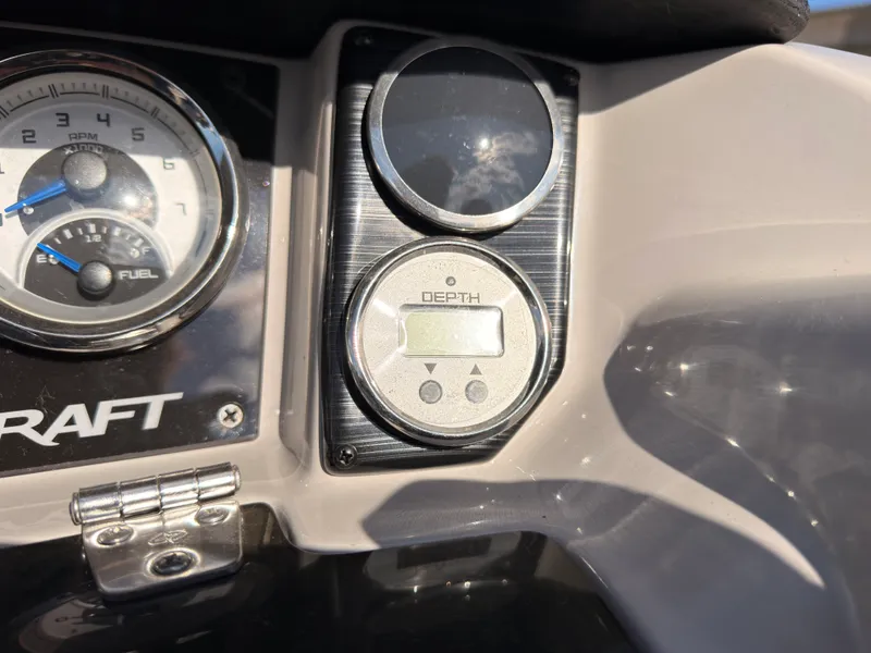 Slide: The Image of Starcraft CX 23 DL DH BAR TT 2025 - 42