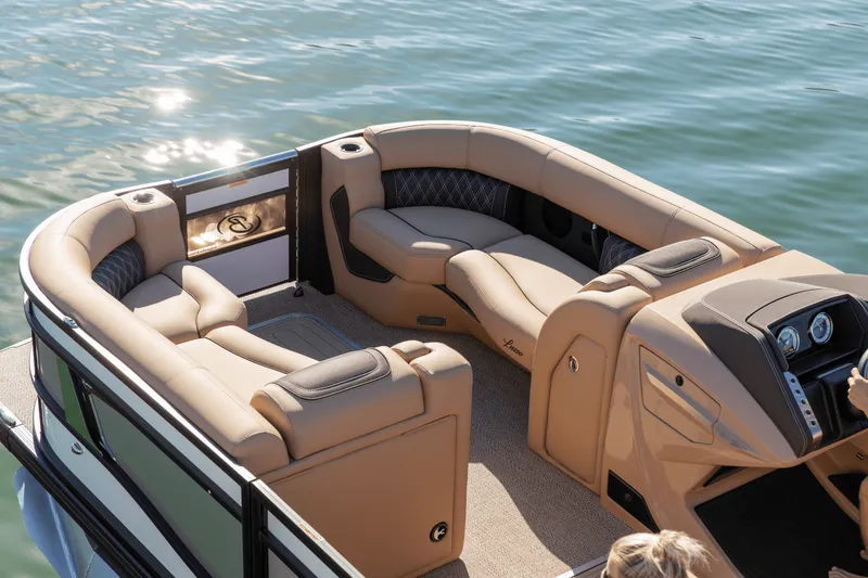Slide: The Image of Barletta LUSSO23U 2025 - 53