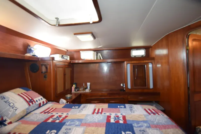 Slide: The Image of Gulfstar 44 1979 - 14