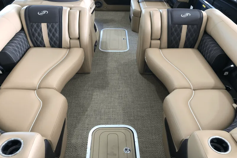 Slide: The Image of Barletta LUSSO23U 2025 - 10