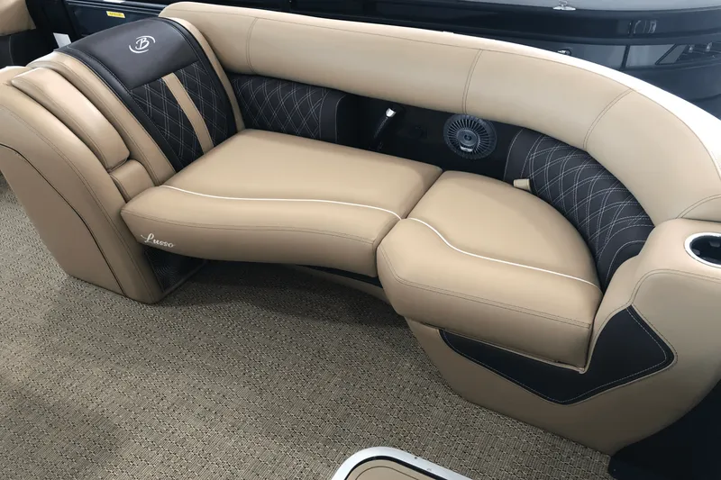 Slide: The Image of Barletta LUSSO23U 2025 - 11