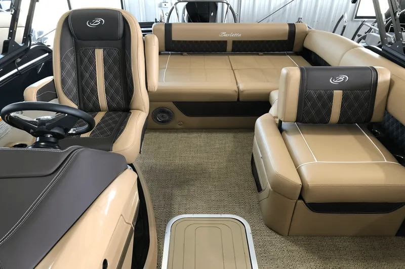 Slide: The Image of Barletta LUSSO23U 2025 - 14