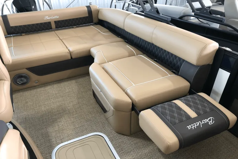 Slide: The Image of Barletta LUSSO23U 2025 - 17