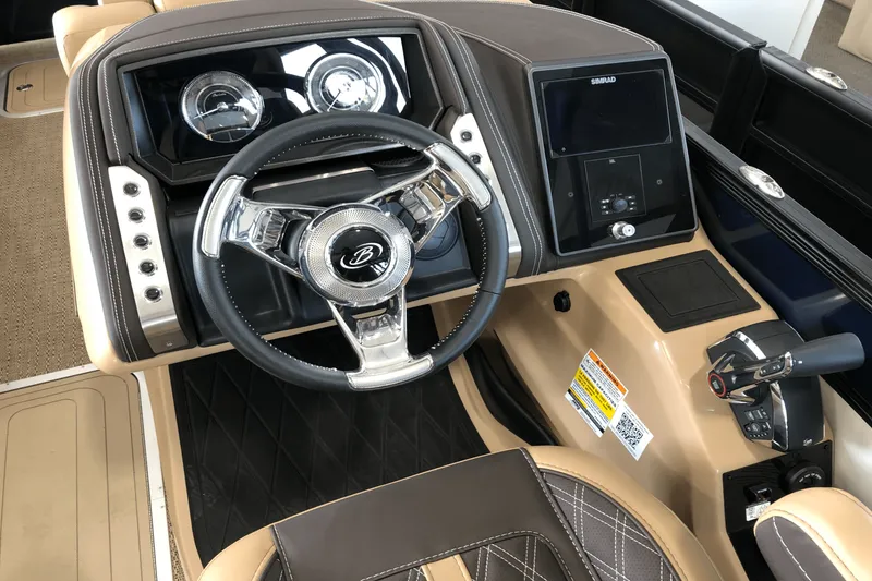 Slide: The Image of Barletta LUSSO23U 2025 - 26