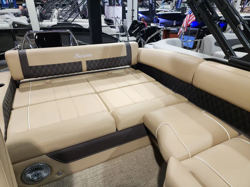 Slide: The Image of Barletta LUSSO23U 2025 - 64