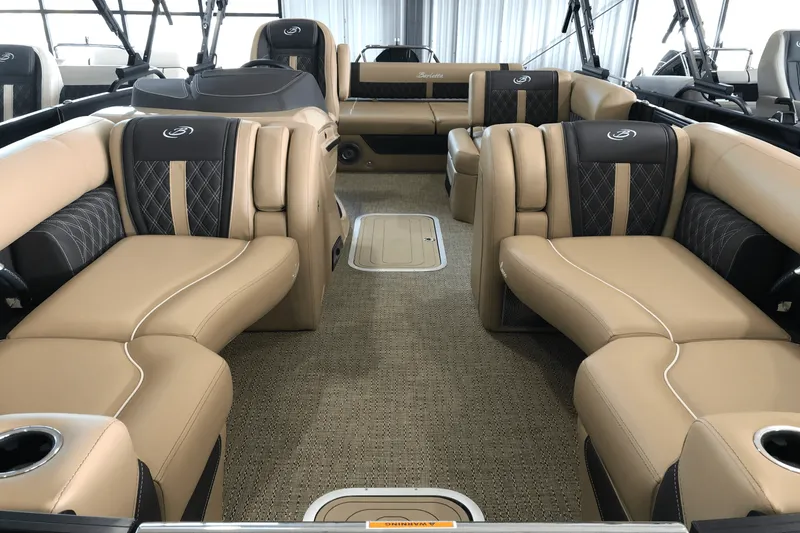 Slide: The Image of Barletta LUSSO23U 2025 - 9