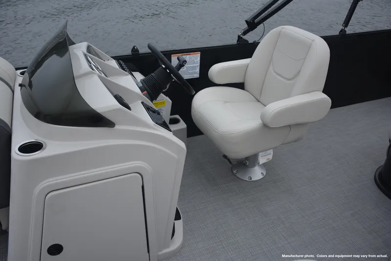 Slide: The Image of Sylvan MIRAGE 822 2025 - 2