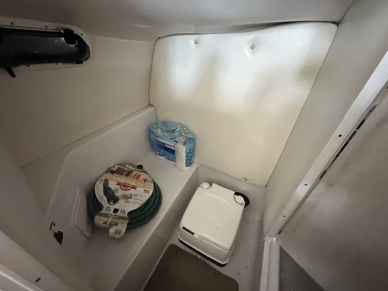 Slide: The Image of Four Winns 234FUNSHIP 2005 - 8