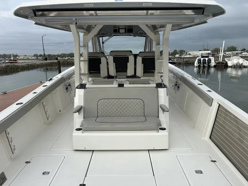 Slide: The Image of Pursuit S 428 2022 - 8