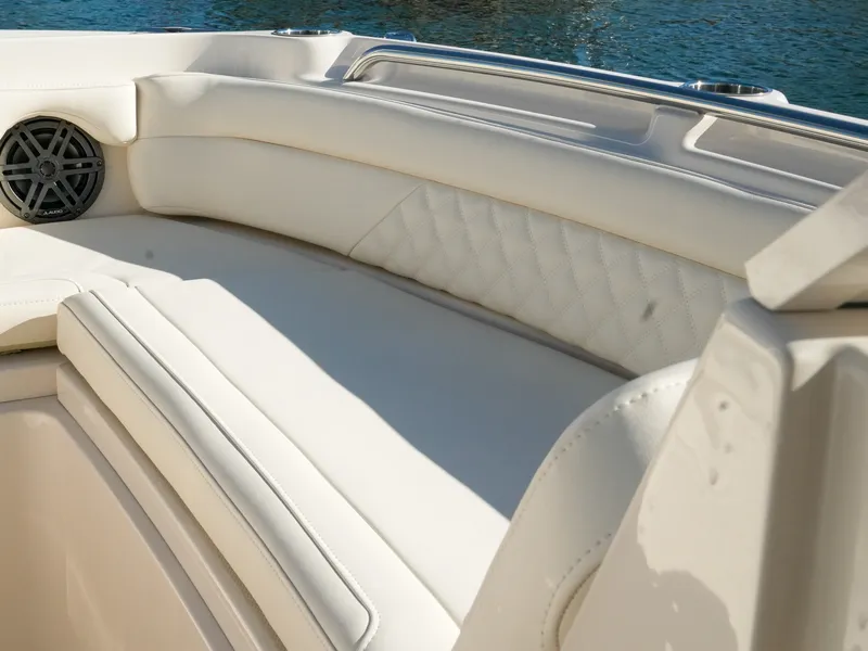 Slide: The Image of Grady-White Freedom 235 2026 - 20