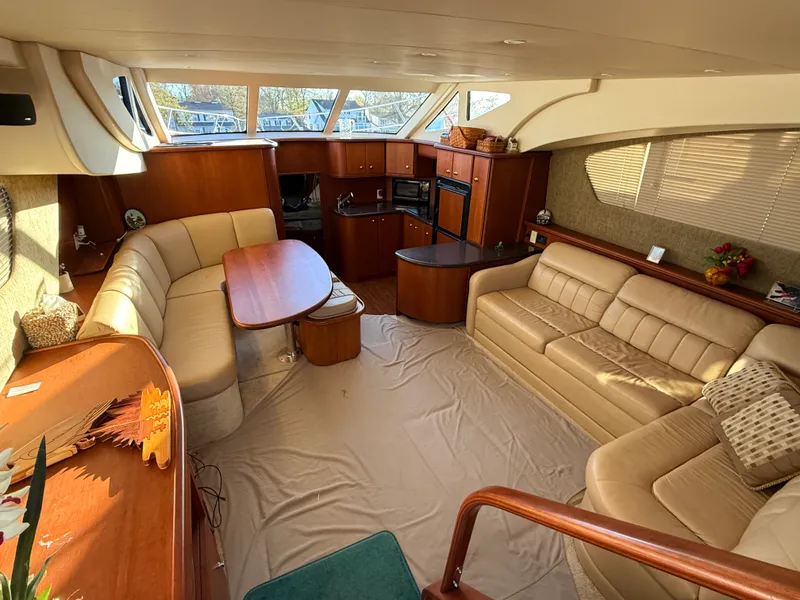 Slide: The Image of Silverton 39 MOTOR YACHT 2004 - 15