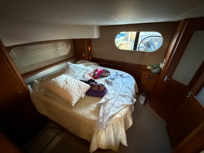 Slide: The Image of Silverton 39 MOTOR YACHT 2004 - 22