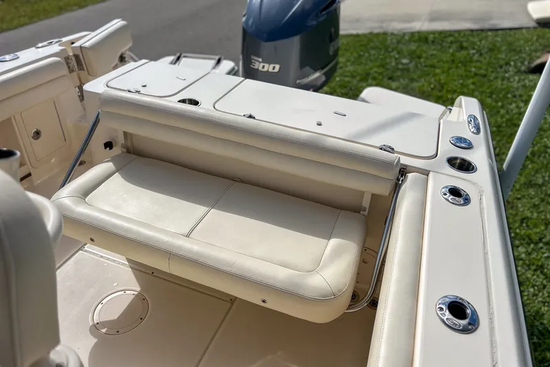 Slide: The Image of Grady-White FISHERMAN 236 2017 - 17