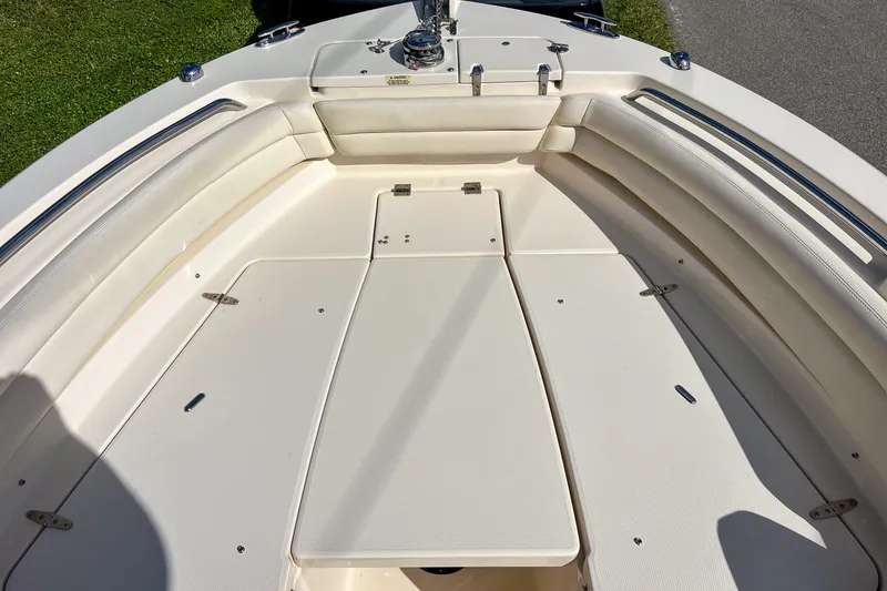 Slide: The Image of Grady-White FISHERMAN 236 2017 - 24