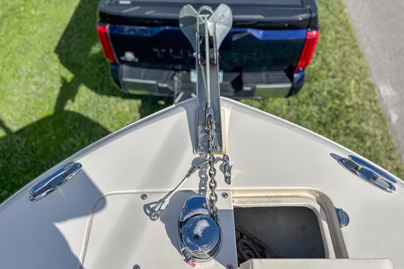 Slide: The Image of Grady-White FISHERMAN 236 2017 - 25