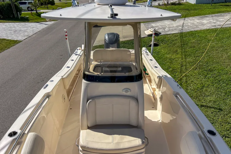 Slide: The Image of Grady-White FISHERMAN 236 2017 - 27