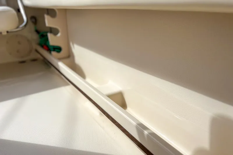 Slide: The Image of Grady-White FISHERMAN 236 2017 - 44