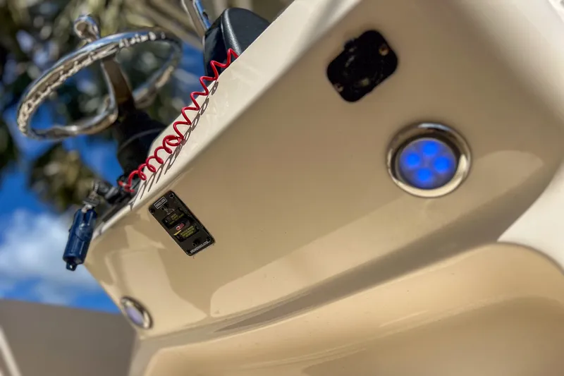 Slide: The Image of Grady-White FISHERMAN 236 2017 - 47