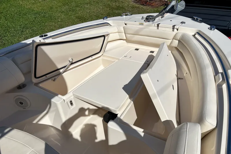 Slide: The Image of Grady-White FISHERMAN 236 2017 - 49