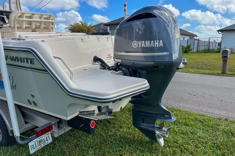 Slide: The Image of Grady-White FISHERMAN 236 2017 - 5