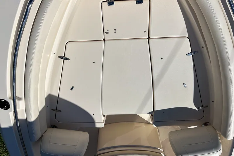 Slide: The Image of Grady-White FISHERMAN 236 2017 - 50