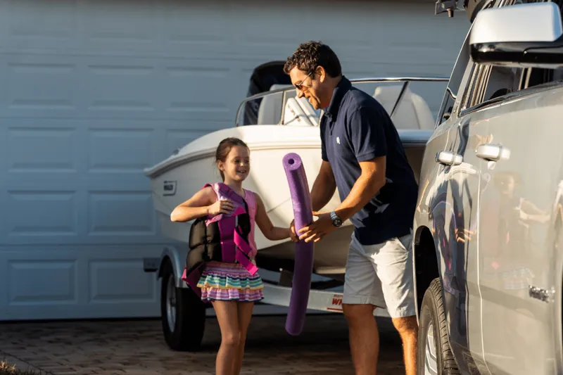 Slide: The Image of Boston Whaler 160 Super Sport 2026 - 10