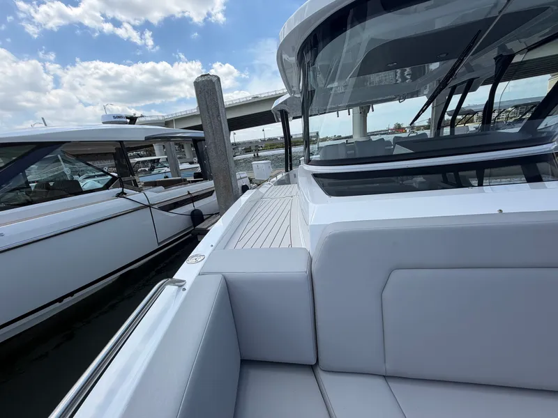 Slide: The Image of Cruisers 38 VTR 2026 - 45