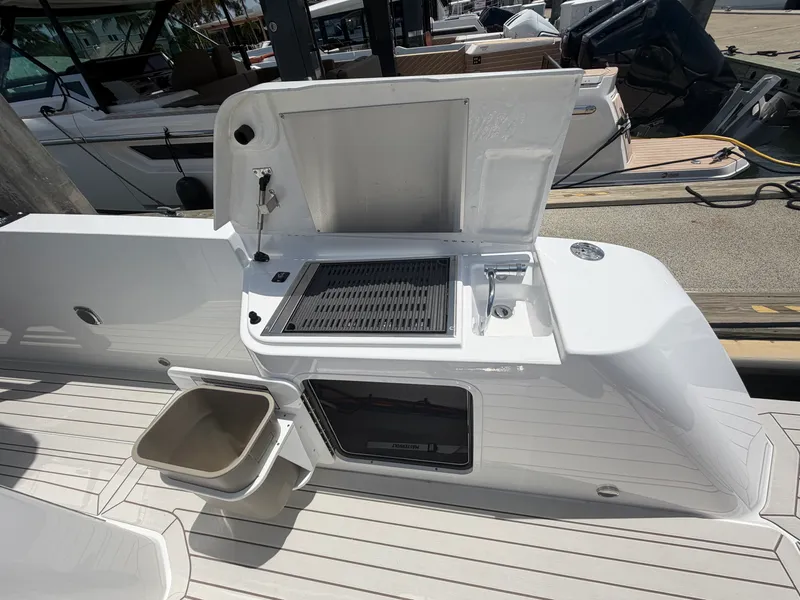 Slide: The Image of Cruisers 38 VTR 2026 - 53