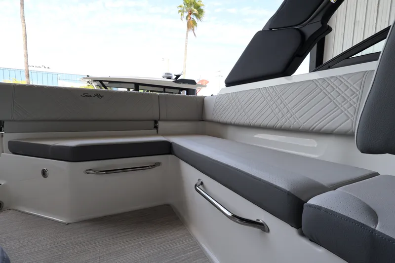 Slide: The Image of Sea Ray SDX 250 Outboard 2026 - 12