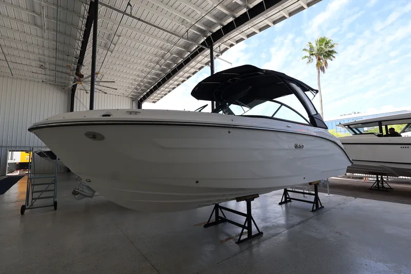 Slide: The Image of Sea Ray SDX 250 Outboard 2026 - 2