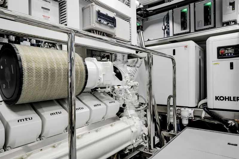 Slide: The Image of Ocean Alexander 35P 2026 - 110