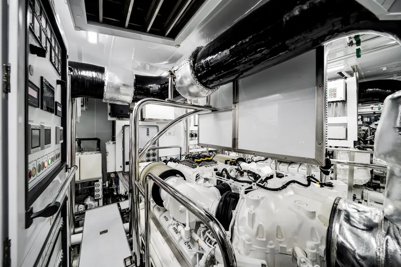 Slide: The Image of Ocean Alexander 35P 2026 - 120