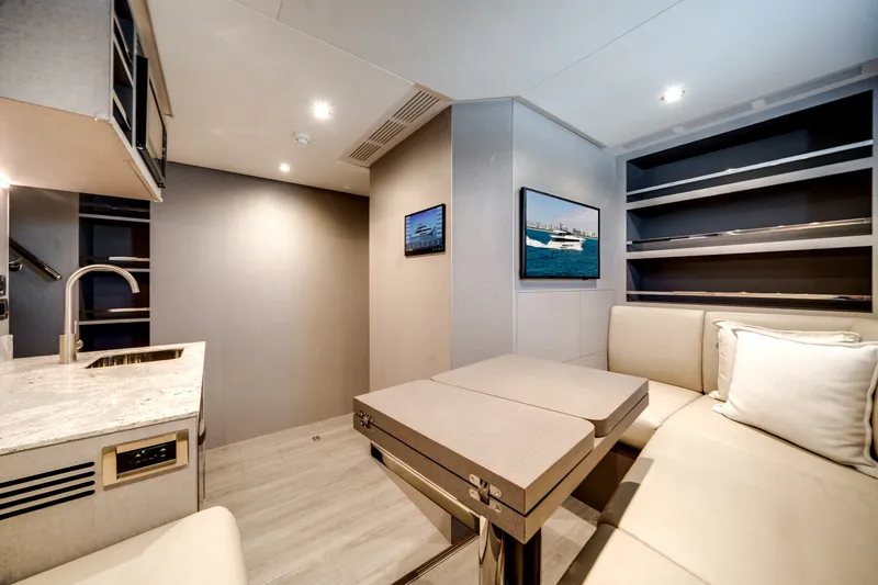 Slide: The Image of Ocean Alexander 35P 2026 - 27