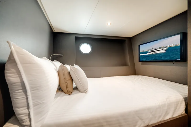 Slide: The Image of Ocean Alexander 35P 2026 - 33